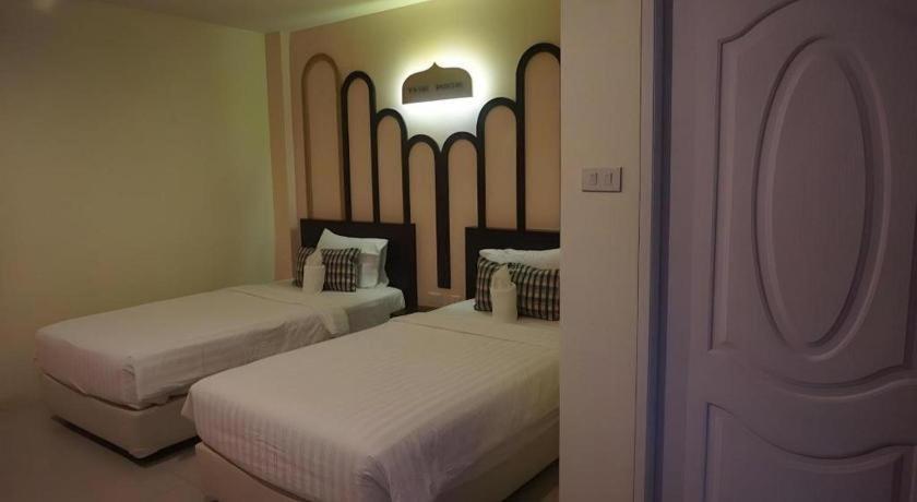 The Rice Hotel Roi Et Exterior foto