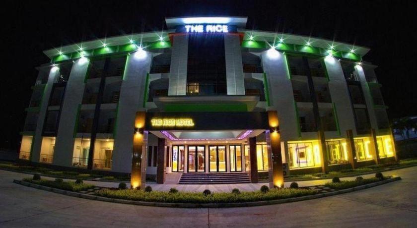 The Rice Hotel Roi Et Exterior foto